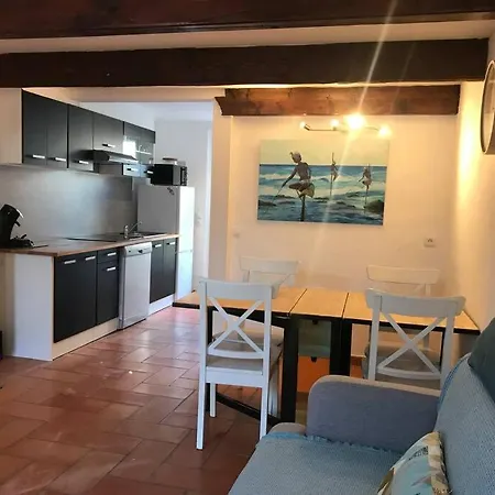 Apartment La Petite Mer'veille
